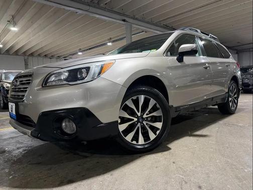 Gray 2017 Subaru Outback 2.5i Limited
