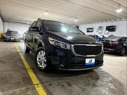 2016 Kia Sedona LX