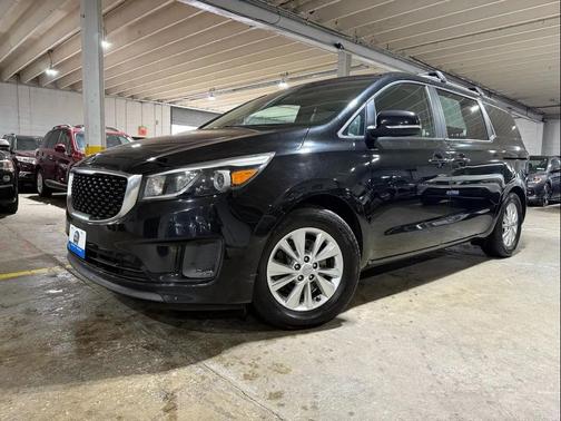 2016 Kia Sedona LX