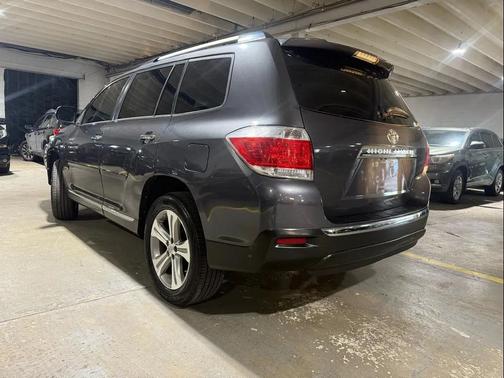2011 Toyota Highlander Limited
