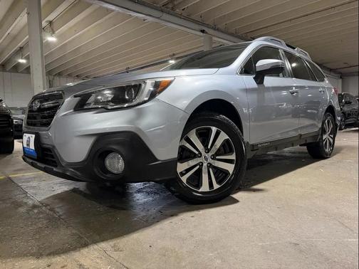 Silver 2018 Subaru Outback 2.5i Limited