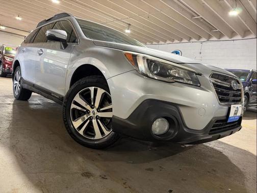 Silver 2018 Subaru Outback 2.5i Limited