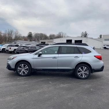 Silver 2018 Subaru Outback 2.5i Limited