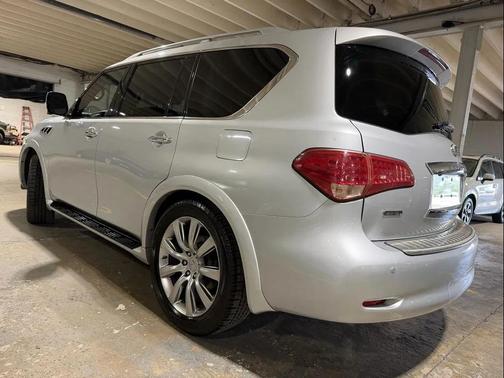 Silver 2012 INFINITI QX56 Base