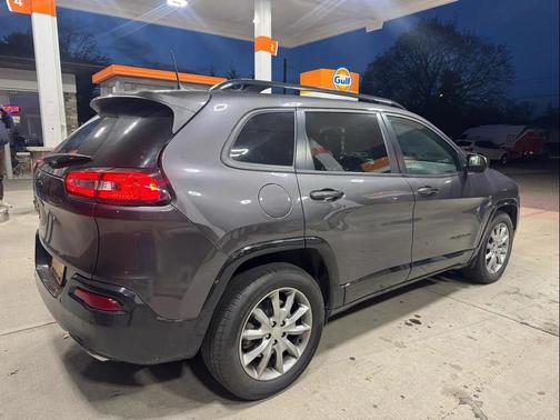 2018 Jeep Cherokee Latitude