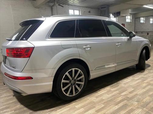 2017 Audi Q7 3.0T Premium