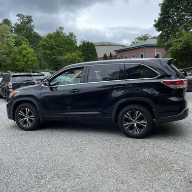 2016 Toyota Highlander XLE