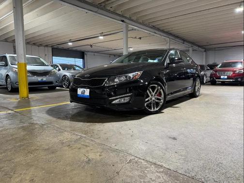 Ebony Black 2013 Kia Optima SX