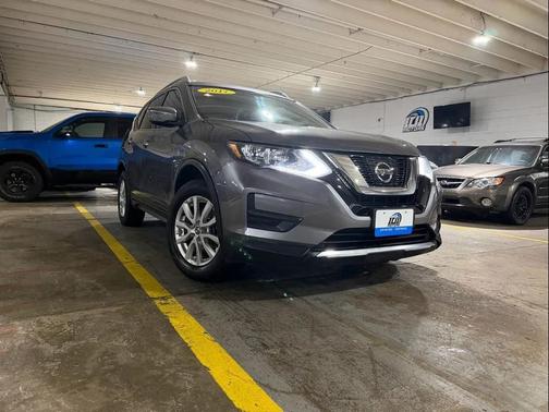 2017 Nissan Rogue SV
