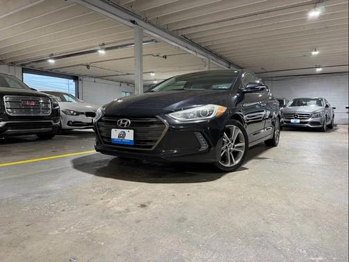 Black 2017 Hyundai ELANTRA Limited