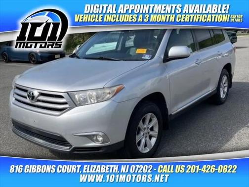 2011 Toyota Highlander SE