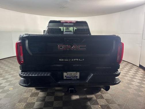 2022 GMC Sierra 2500 Denali
