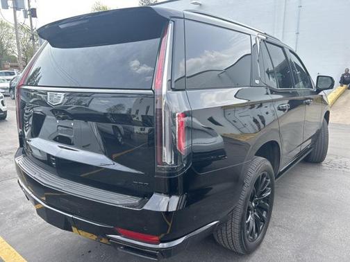 2024 Cadillac Escalade Sport