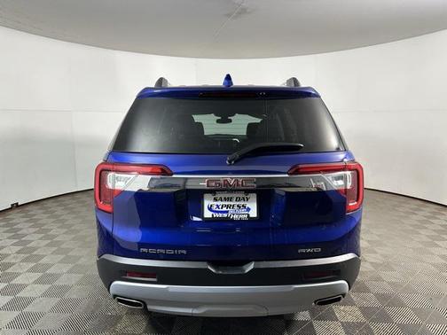 2023 GMC Acadia AWD SLT