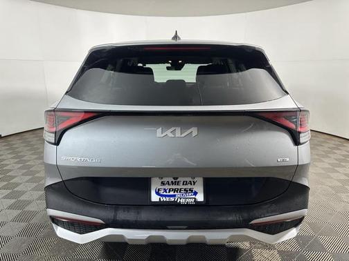 2023 Kia Sportage Hybrid LX