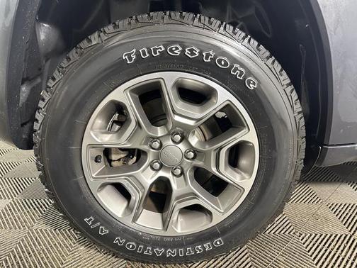 2022 Jeep Cherokee Trailhawk