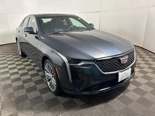2022 Cadillac CT4 Premium Luxury