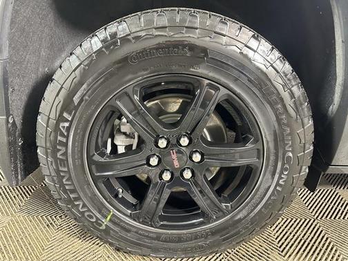 2022 GMC Acadia AWD AT4