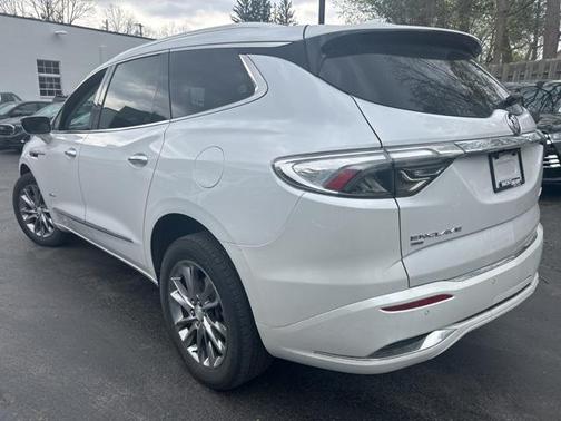 2022 Buick Enclave AWD Avenir
