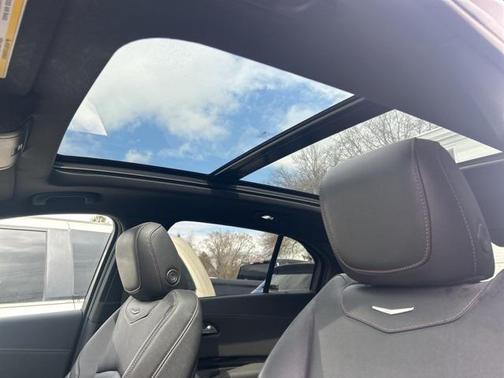 2022 Cadillac XT4 Sport