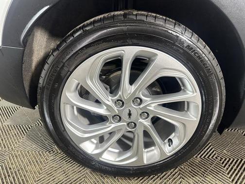2023 Chevrolet Bolt EUV FWD LT