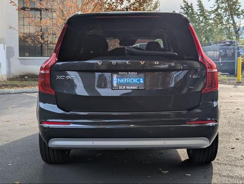 2022 Volvo XC90 T6 Inscription