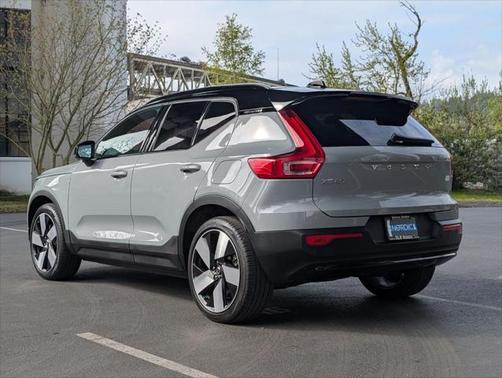 2024 Volvo XC40 Recharge Pure Electric Plus