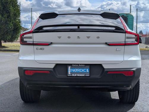 2022 Volvo C40 Recharge Pure Electric P8 Ultimate