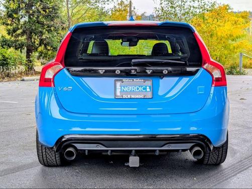 2017 Volvo V60 Polestar