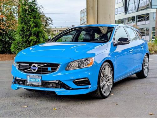 2017 Volvo V60 Polestar