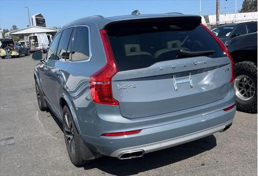 2020 Volvo XC90 T5 Momentum