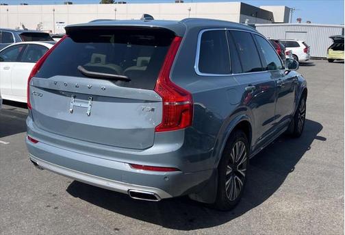 2020 Volvo XC90 T5 Momentum