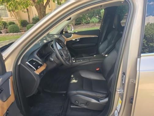 2023 Volvo XC90 B6 Plus 7-Seater