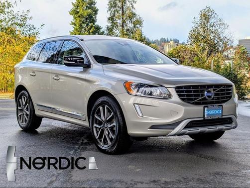 2017 Volvo XC60 T6 Dynamic