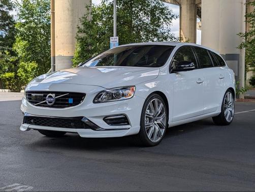 2017 Volvo V60 Polestar