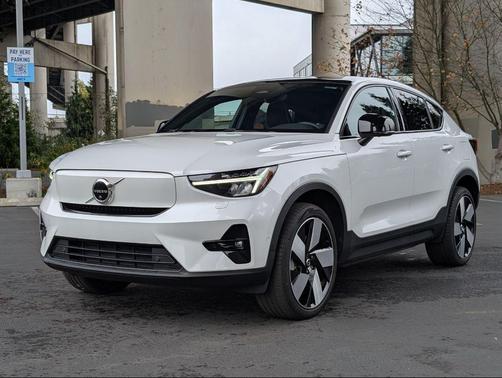 2023 Volvo C40 Recharge Pure Electric Twin Plus