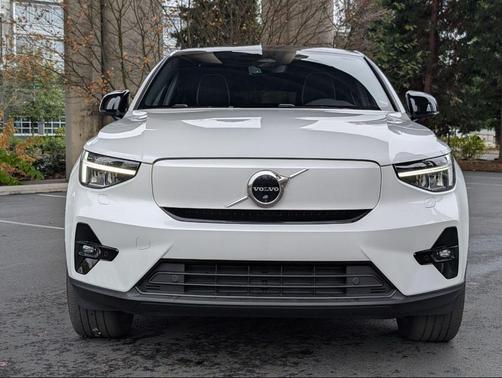 2023 Volvo C40 Recharge Pure Electric Twin Plus