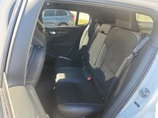 2023 Volvo C40 Recharge Pure Electric Twin Plus