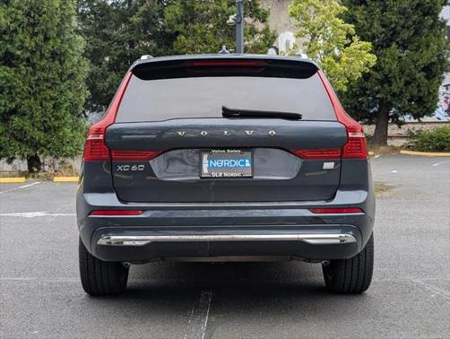 2022 Volvo XC60 Recharge Plug-In Hybrid T8 Inscription