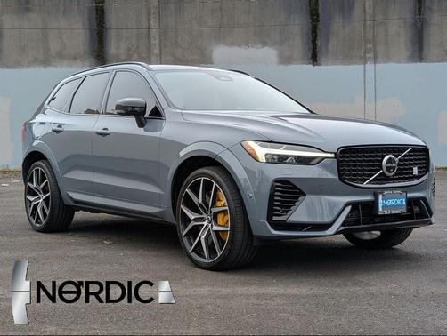 2022 Volvo XC60 Recharge Plug-In Hybrid T8 Polestar