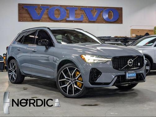 2022 Volvo XC60 Recharge Plug-In Hybrid T8 Polestar