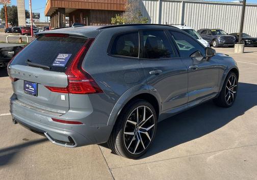 2022 Volvo XC60 Recharge Plug-In Hybrid T8 Polestar