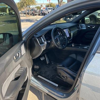 2022 Volvo XC60 Recharge Plug-In Hybrid T8 Polestar