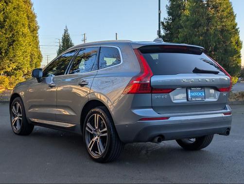 2019 Volvo XC60 T6 Momentum