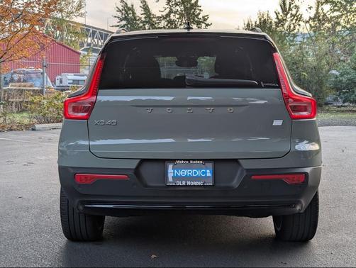 2024 Volvo XC40 Recharge Pure Electric Plus