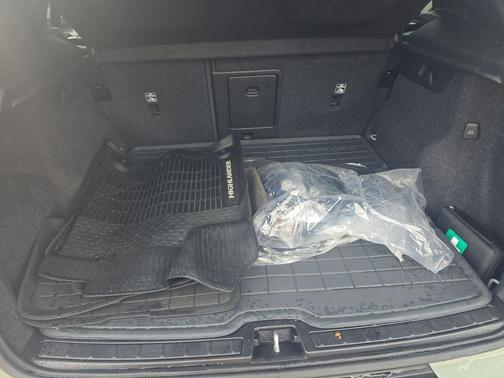 2024 Volvo XC40 Recharge Pure Electric Plus