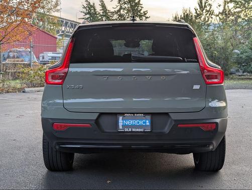 2024 Volvo XC40 Recharge Pure Electric Plus