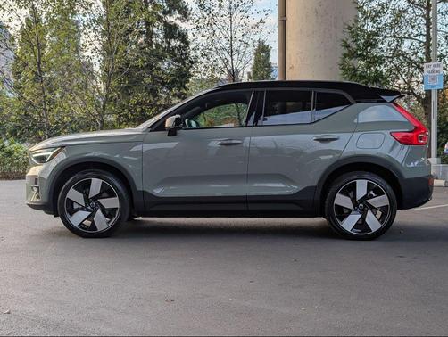 2024 Volvo XC40 Recharge Pure Electric Plus