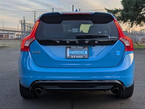 2016 Volvo V60 T6 Polestar