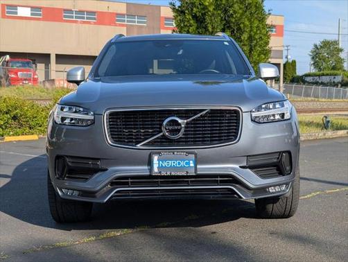 2019 Volvo XC90 T6 R-Design